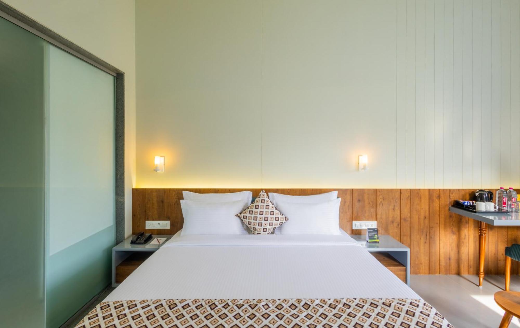 Enrise By Sayaji Kevadia Hotel Ngoại thất bức ảnh